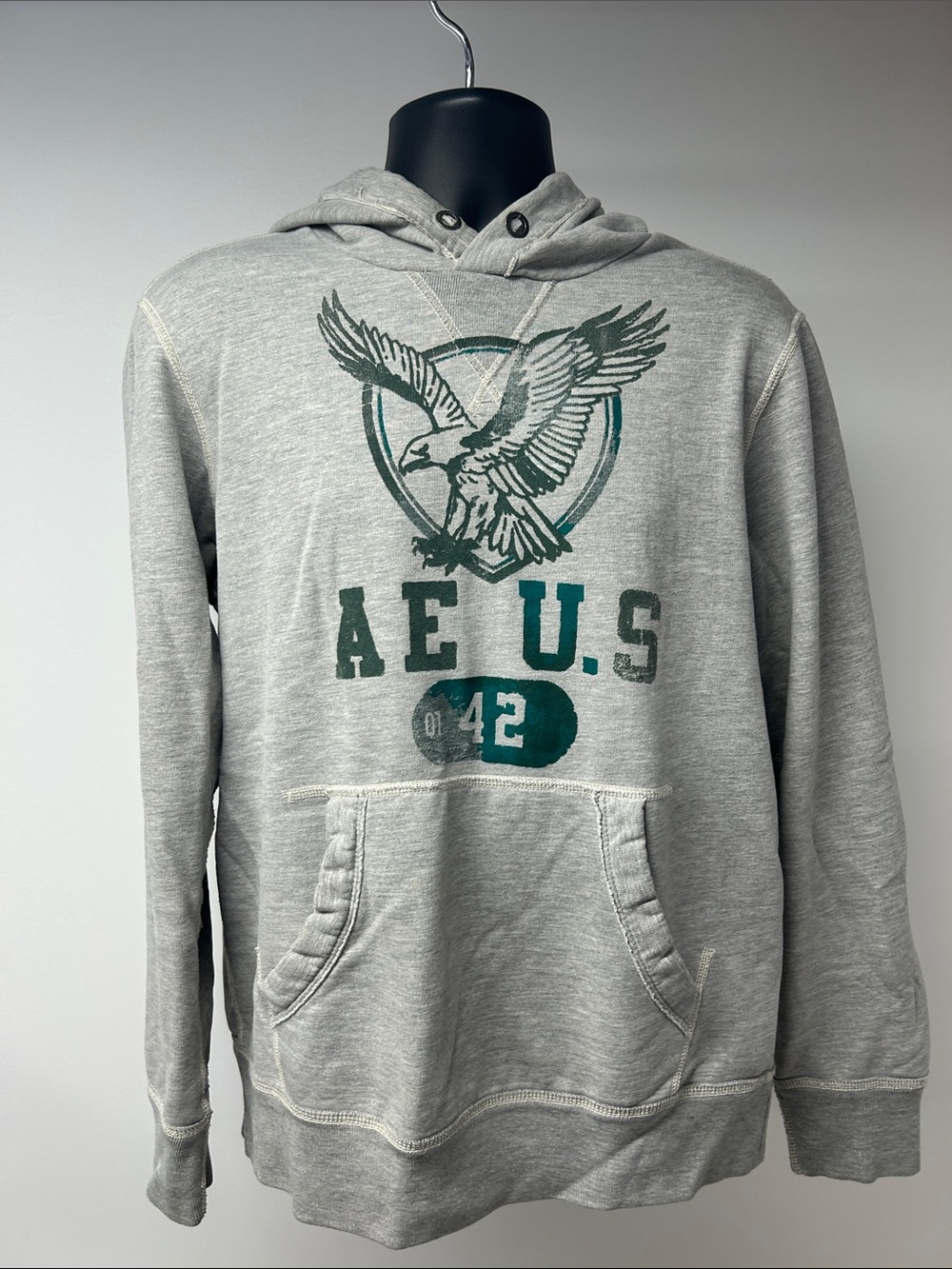 American Eagle Vintage Fit Eagle Graphic Hoodie Medium Grey Y2K Preppy